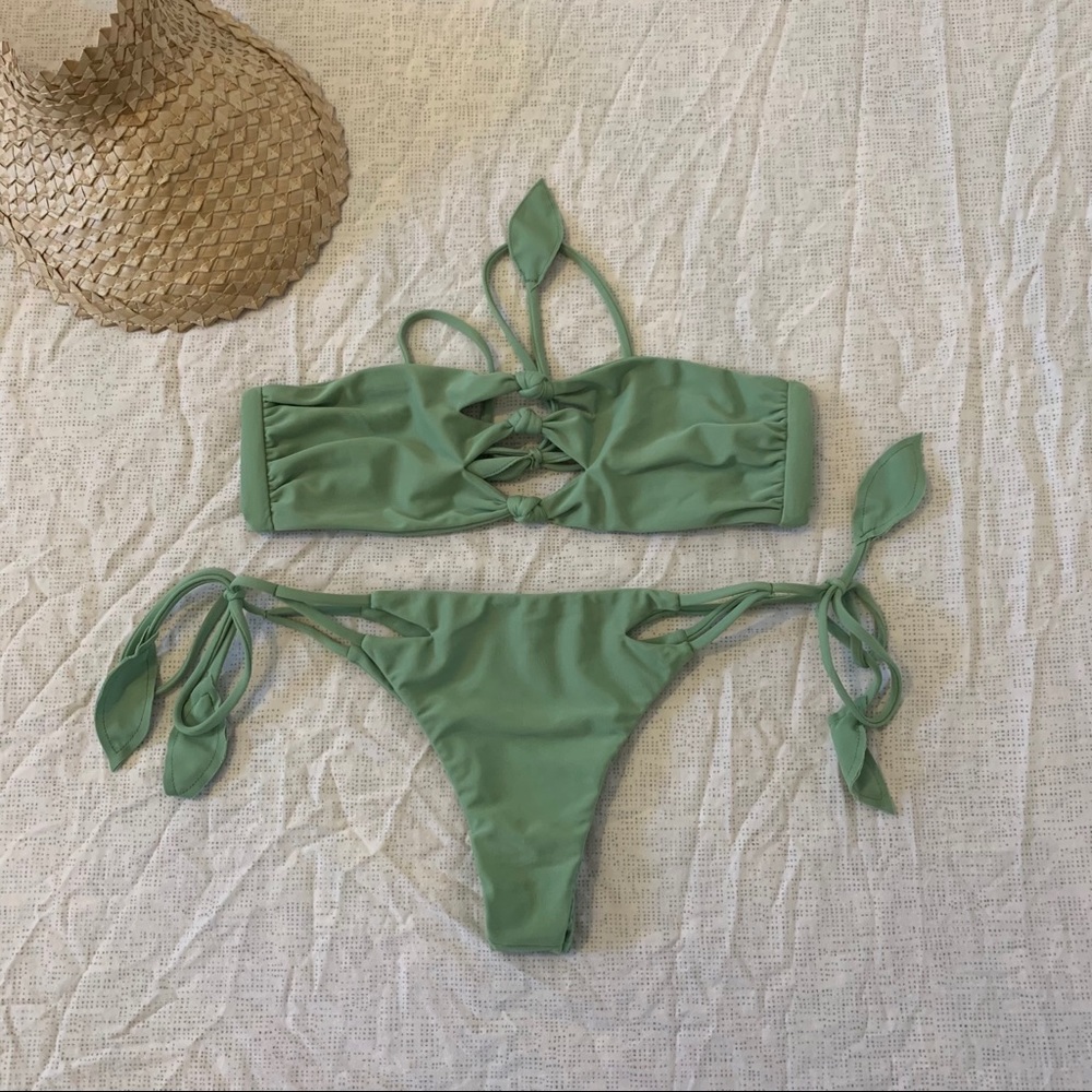Benoa Aina Set